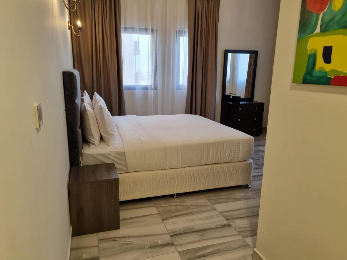 Grand Stay Holiday Homes Al Jaddaf Дубай Екстериор снимка