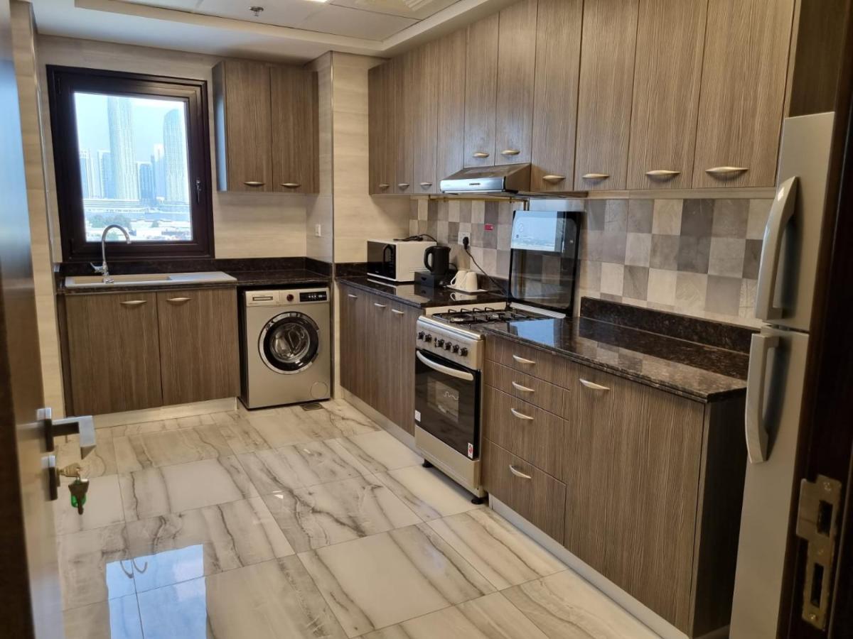 Grand Stay Holiday Homes Al Jaddaf Дубай Екстериор снимка
